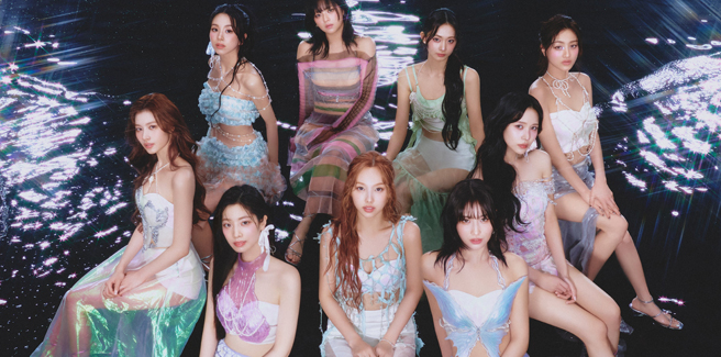 Le TWICE cavalcano l’onda nella giapponese ‘DIVE’