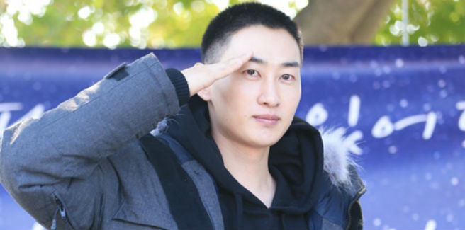 Super Junior, TVXQ, SHINee ed EXO dicono “arrivederci” a Eunhyuk