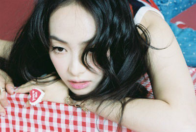 victoria_4wall_foto_teaser_01