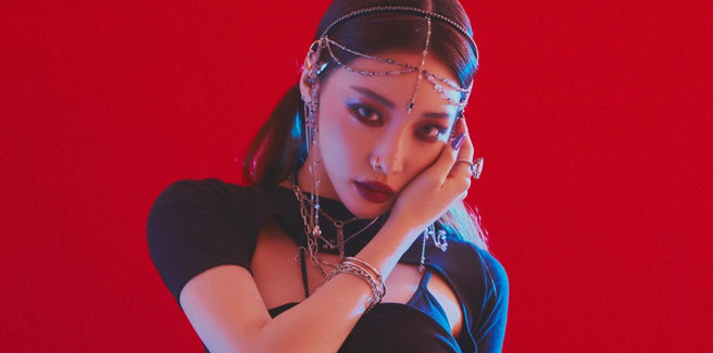 Chungha nella pre-debut ‘Stay Tonight’ distrugge gli streoriotipi