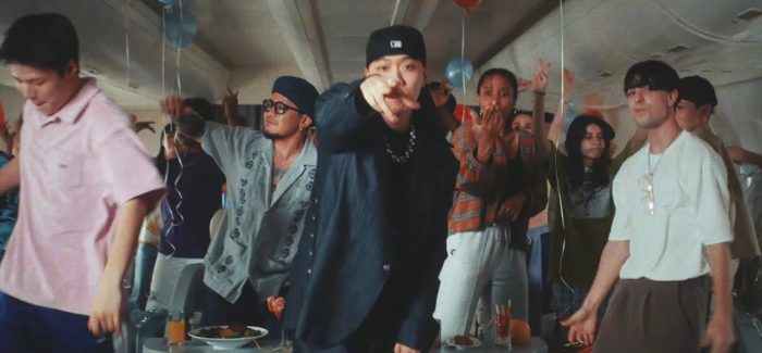 BewhY organizza una festa in “Celebration”