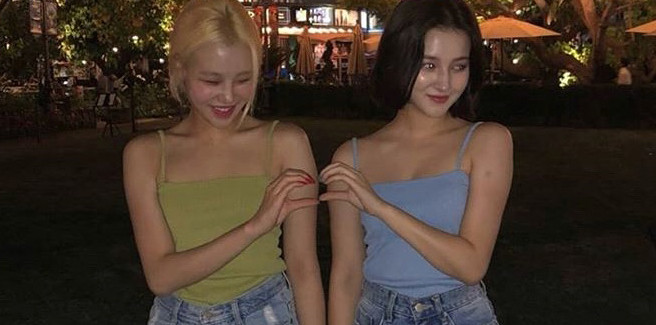 JooE e Nancy delle Momoland ricordano, con un sorriso, litigi e battibecchi del passato